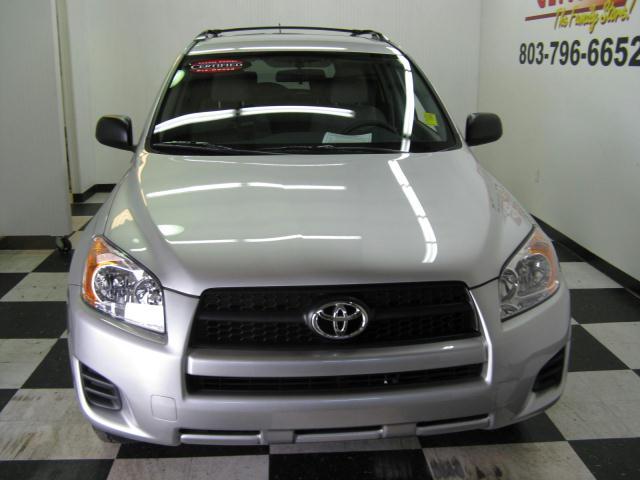 Toyota RAV4 2010 photo 1