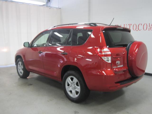 Toyota RAV4 2010 photo 1