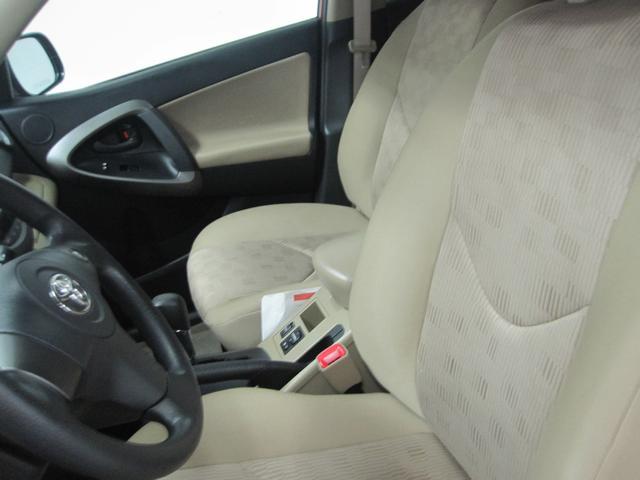 Toyota RAV4 2010 photo 3