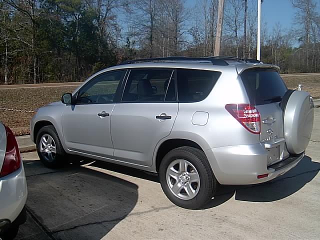 Toyota RAV4 Base Sport Utility