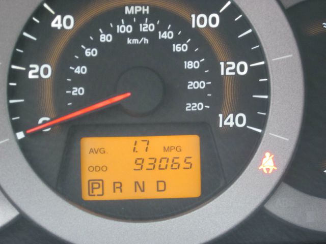 Toyota RAV4 2010 photo 2