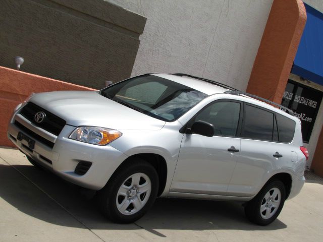 Toyota RAV4 2010 photo 4