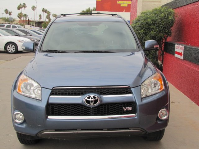 Toyota RAV4 2010 photo 1