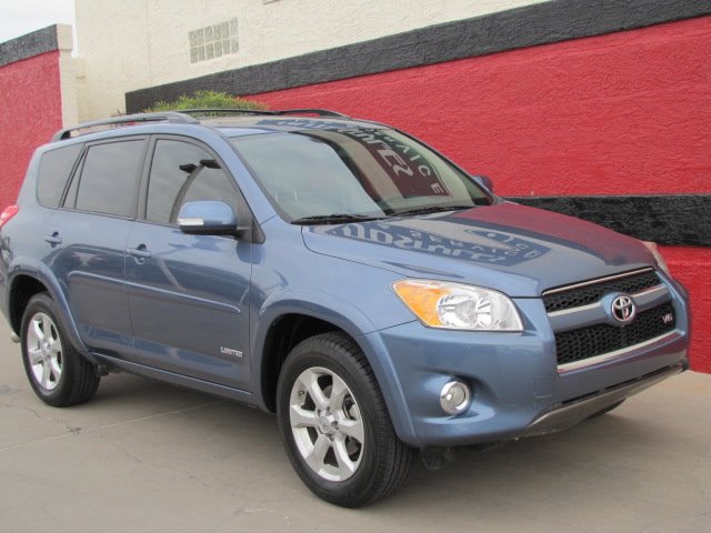 Toyota RAV4 2010 photo 2