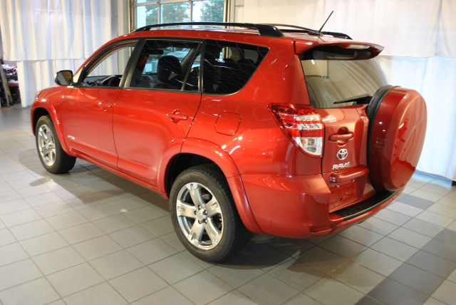 Toyota RAV4 2011 photo 1