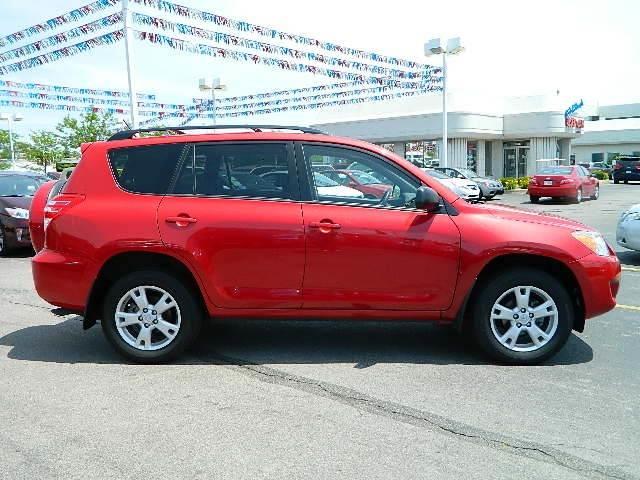 Toyota RAV4 2011 photo 1