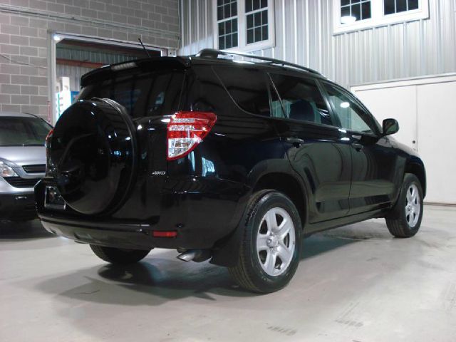 Toyota RAV4 2011 photo 3