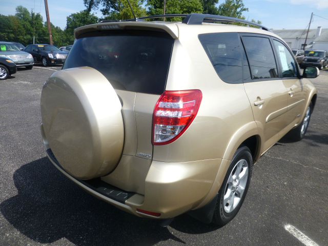 Toyota RAV4 2011 photo 3