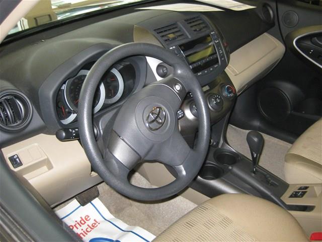 Toyota RAV4 2011 photo 15
