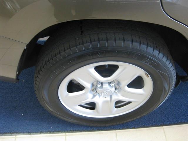Toyota RAV4 2011 photo 3