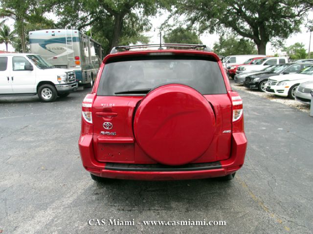 Toyota RAV4 2011 photo 2