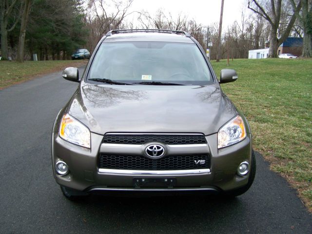 Toyota RAV4 2011 photo 1