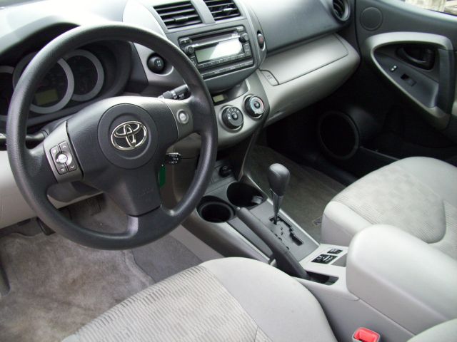 Toyota RAV4 2012 photo 1