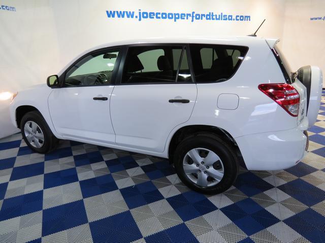 Toyota RAV4 2012 photo 3
