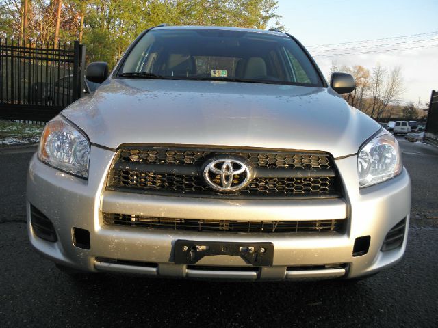 Toyota RAV4 2012 photo 2