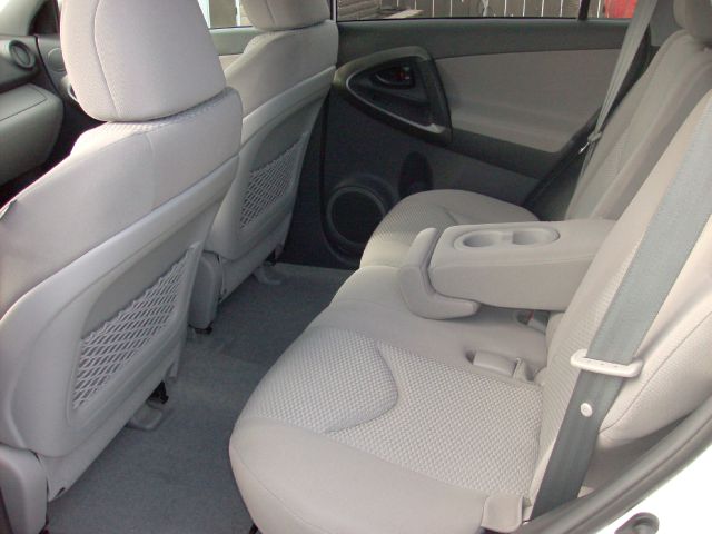 Toyota RAV4 2012 photo 1