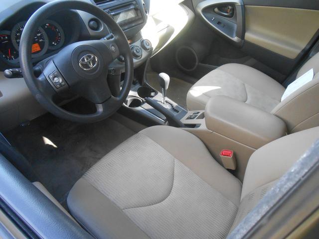 Toyota RAV4 2012 photo 3