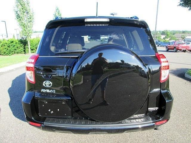 Toyota RAV4 SLT 25 SUV