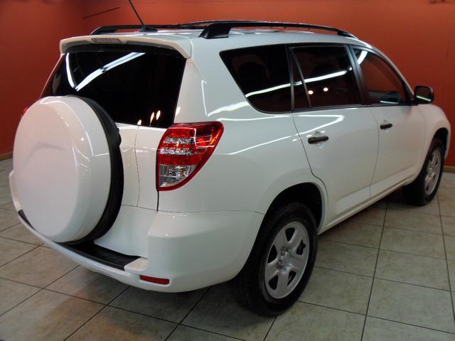 Toyota RAV4 2012 photo 1