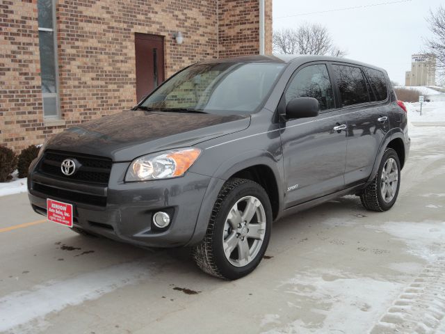 Toyota RAV4 2012 photo 2