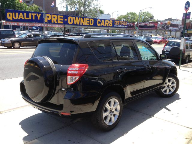 Toyota RAV4 2012 photo 4