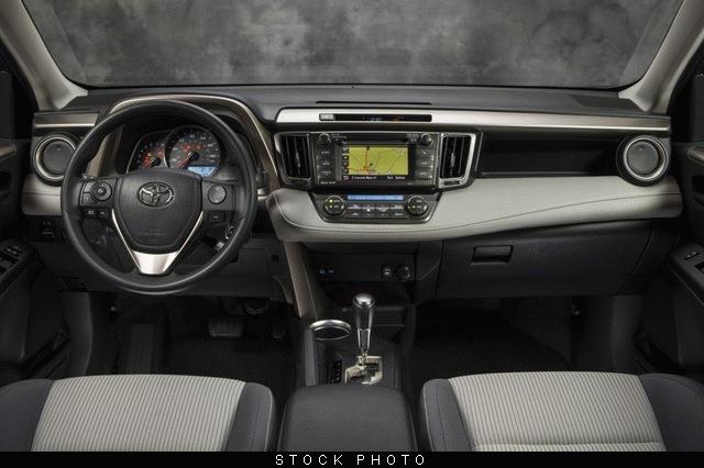 Toyota RAV4 2013 photo 1