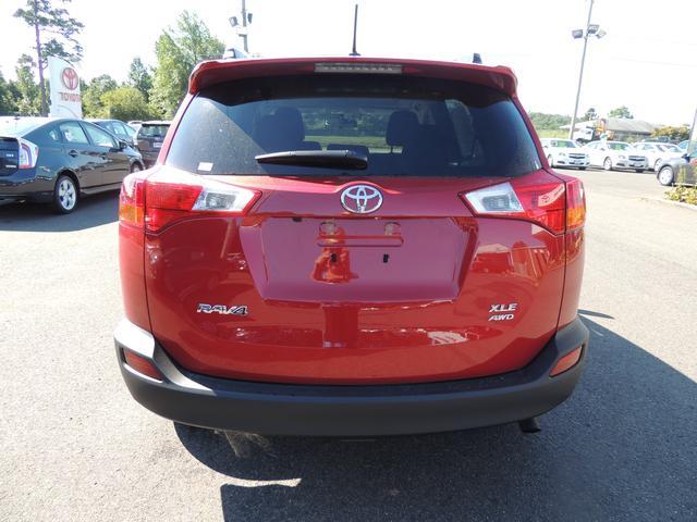 Toyota RAV4 2013 photo 1