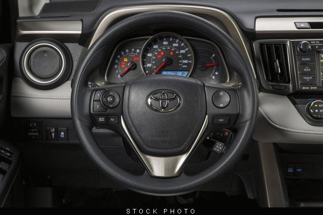 Toyota RAV4 2013 photo 4