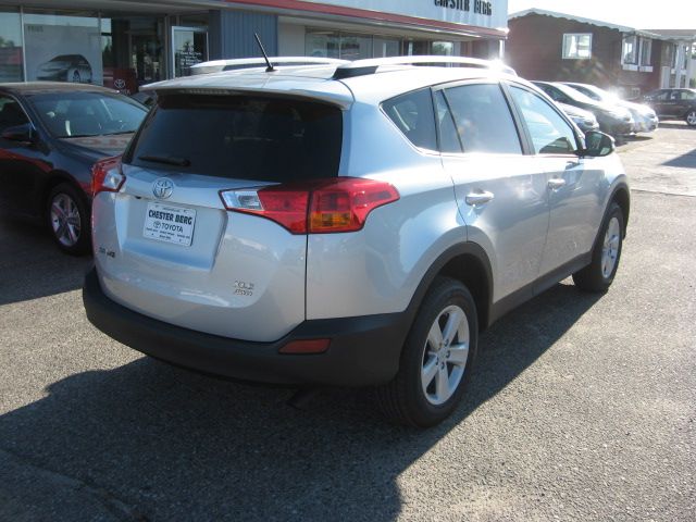 Toyota RAV4 FX35 AWD SUV