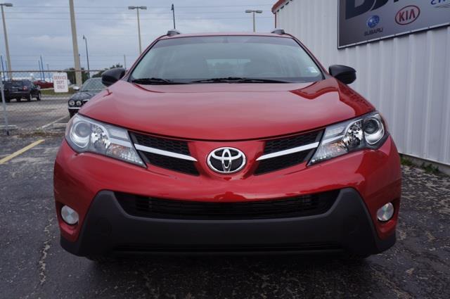 Toyota RAV4 2013 photo 2