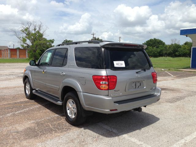 Toyota Sequoia I Limited SUV