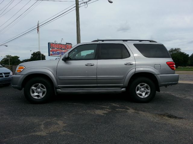 Toyota Sequoia 2001 photo 4