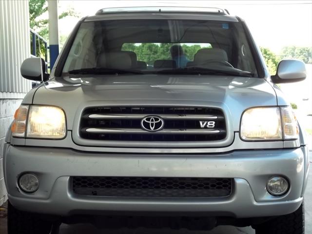 Toyota Sequoia 2001 photo 3