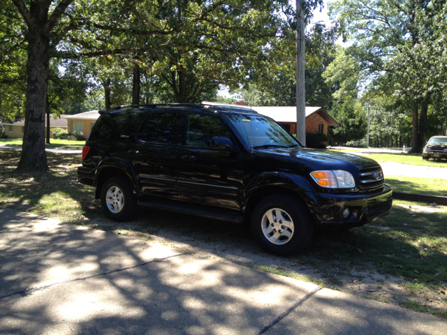 Toyota Sequoia 2001 photo 4