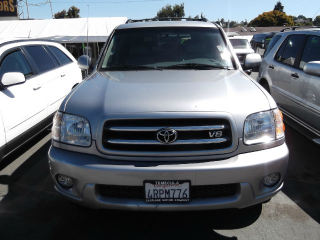 Toyota Sequoia 2001 photo 3
