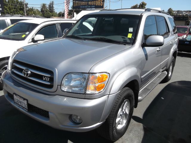 Toyota Sequoia 2001 photo 4