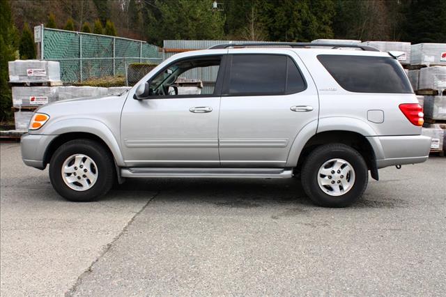 Toyota Sequoia 2001 photo 4