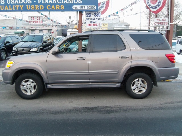 Toyota Sequoia 2001 photo 3