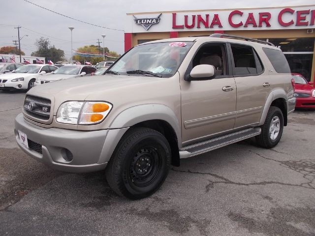 Toyota Sequoia 2002 photo 4