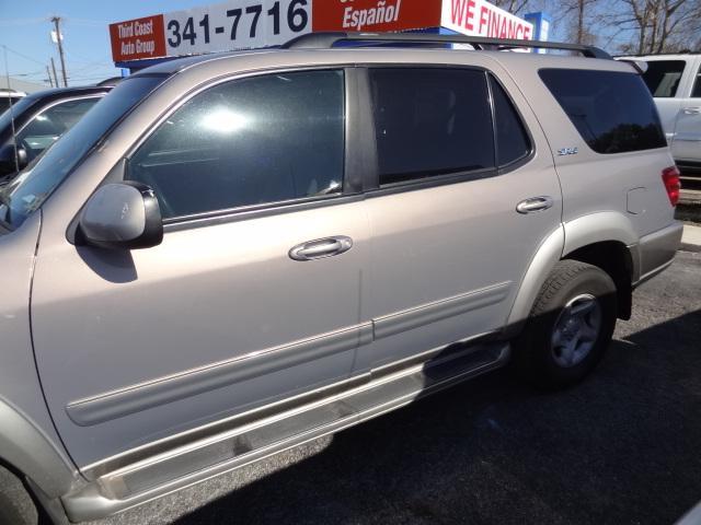 Toyota Sequoia 2002 photo 5