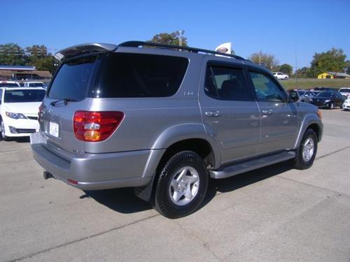 Toyota Sequoia 2002 photo 2