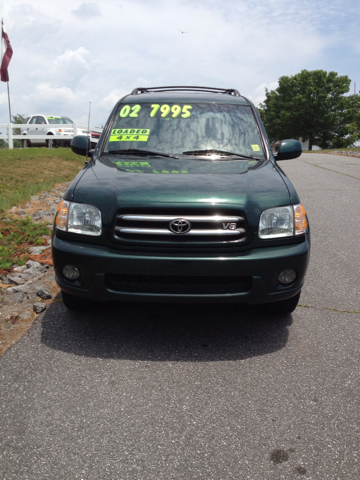 Toyota Sequoia 2002 photo 3