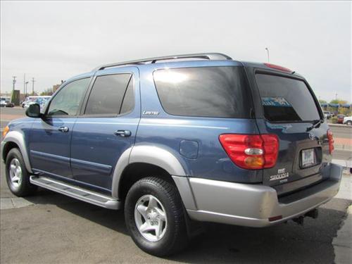 Toyota Sequoia 2002 photo 2