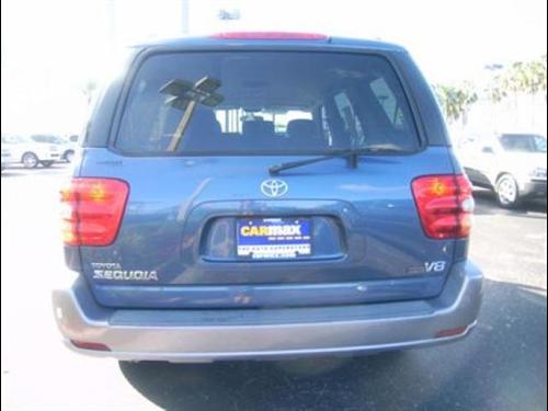 Toyota Sequoia 2002 photo 4