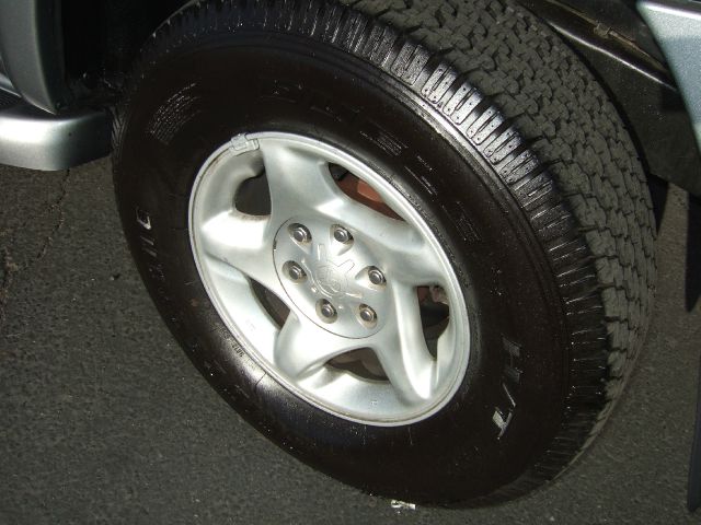 Toyota Sequoia 2002 photo 0