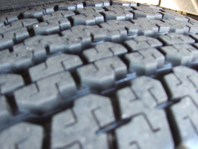 Toyota Sequoia 2002 photo 4