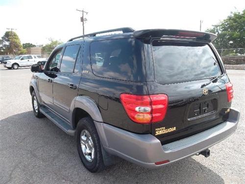 Toyota Sequoia 2002 photo 2