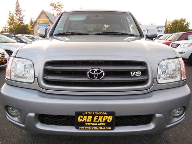 Toyota Sequoia 2003 photo 1
