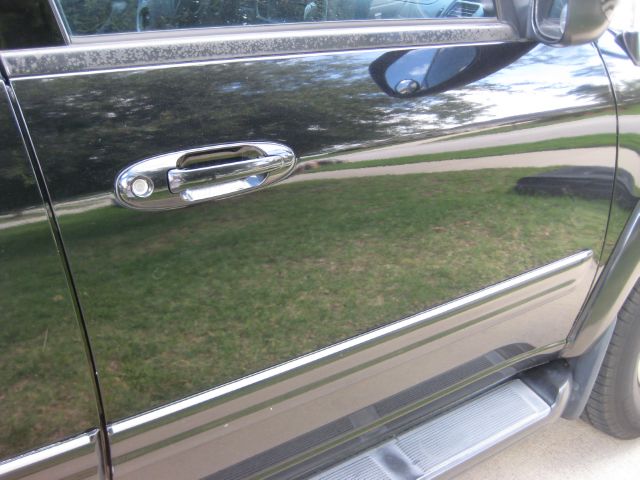 Toyota Sequoia 2003 photo 16