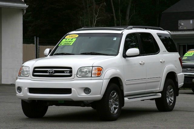 Toyota Sequoia 2003 photo 1